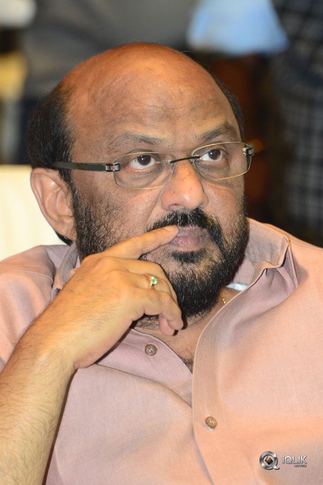 Aravinda-Sametha-Pre-Release-Event-Photos